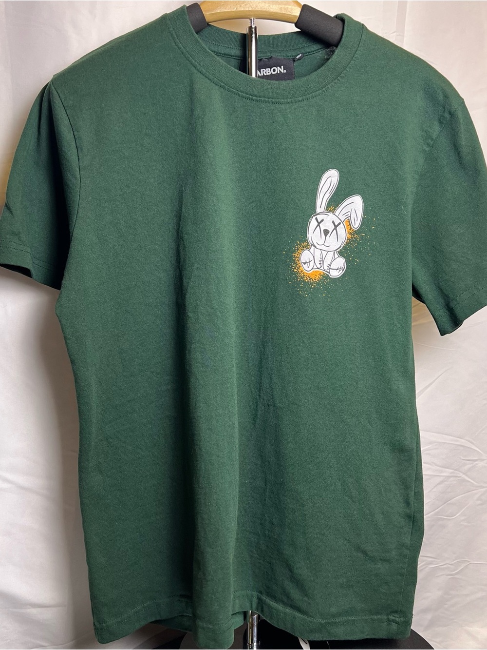 Carbon Beyond Reality Green Graphic Bunny Rabbit T-Shirt Men's Size M Streetwear